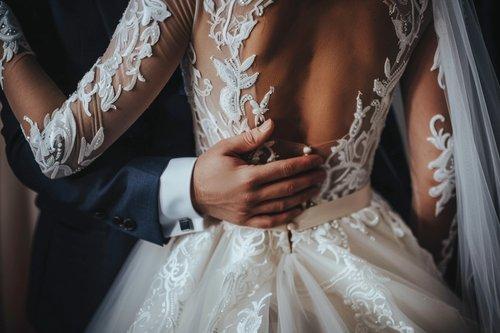 mobile - carousel-hero-element image-9