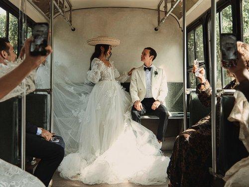 mobile - carousel-hero-element image-3